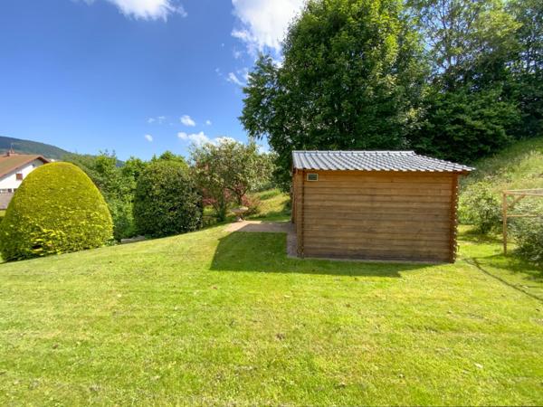 Centre-ville de Gérardmer / calme / 10 min du lac / jardin