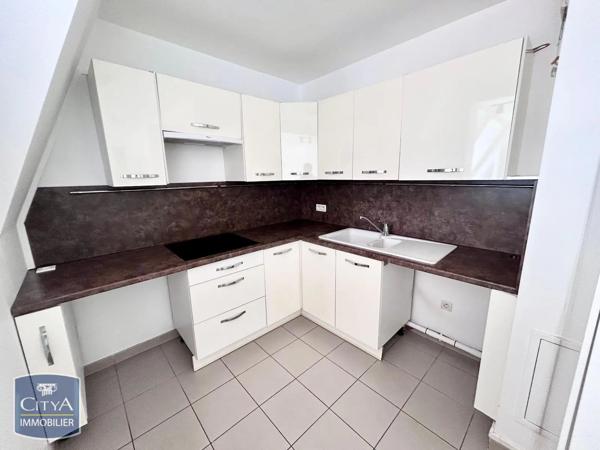 Appartement à louer 4 pièces 85.03m² Le Raincy (93340)