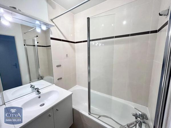 Appartement à louer 4 pièces 85.03m² Le Raincy (93340)
