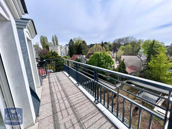Appartement à louer 4 pièces 85.03m² Le Raincy (93340)