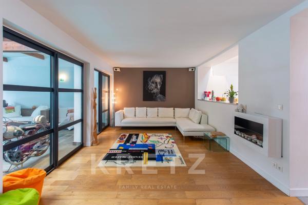 Maison de caractère rénovée avec piscine.