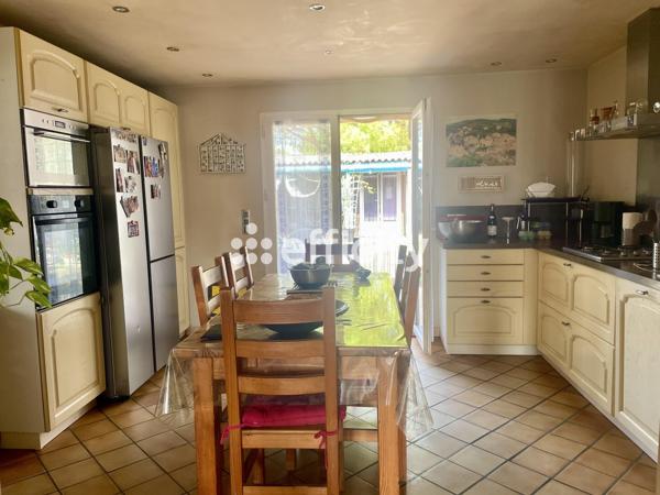Maison
         6 pièces
        - 113 m² 240 990 €*