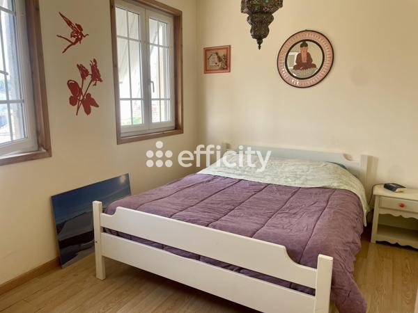 Maison
         6 pièces
        - 113 m² 240 990 €*