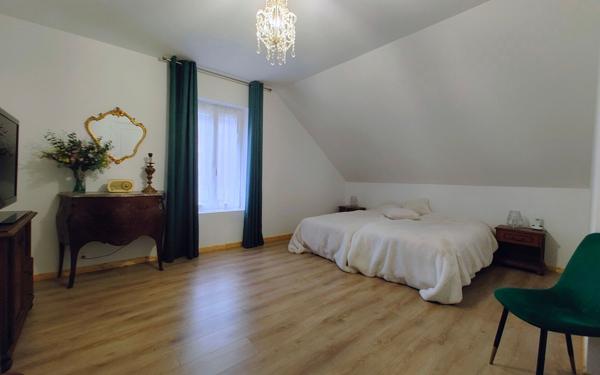 Maison à vendre    7 pièces • 215 m2 Marly-Gomont