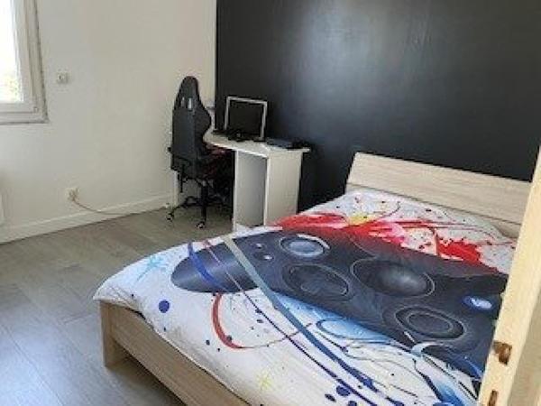 PORT BRILLET : Maison de village en parfait état