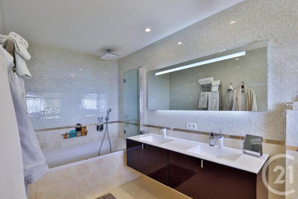 Maison à vendre  8 pièces - 300 m2 VILLEFRANCHE SUR MER - 06