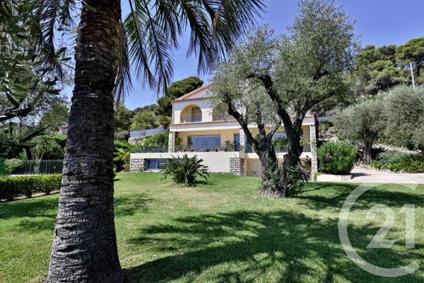 Maison à vendre  8 pièces - 300 m2 VILLEFRANCHE SUR MER - 06