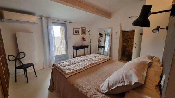 AUTHENTIQUE MAS ARDÉCHOIS AVEC PISCINE