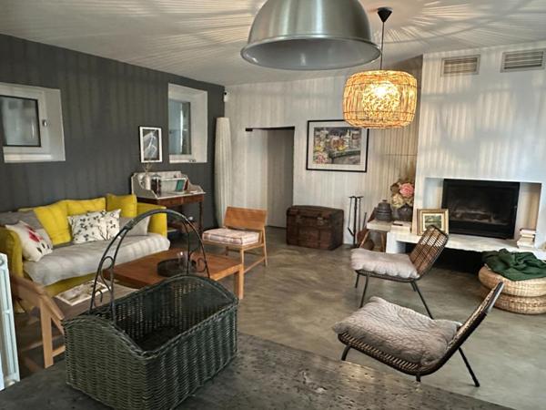 AUTHENTIQUE MAS ARDÉCHOIS AVEC PISCINE