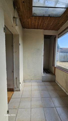 MAISON EN PIERRE A RENOVER