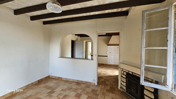 MAISON EN PIERRE A RENOVER