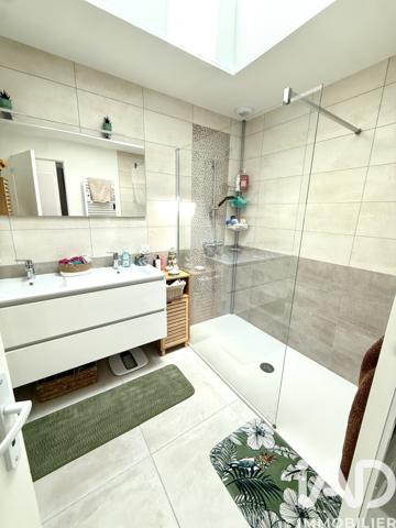Maison à vendre 16 pièces 282 m² Malataverne