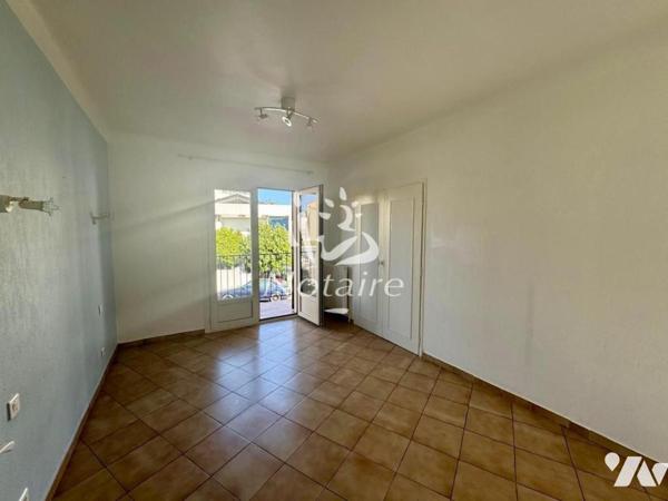 Perpignan Kennedy – Ensemble immobilier avec appartement T4, T2 loué, local indépendant et garage.