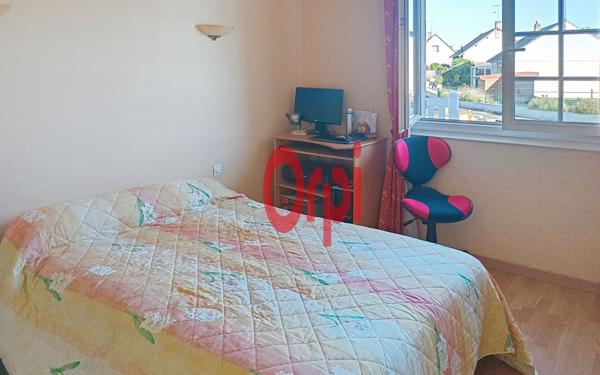 Maison à vendre    5 pièces •  Areines