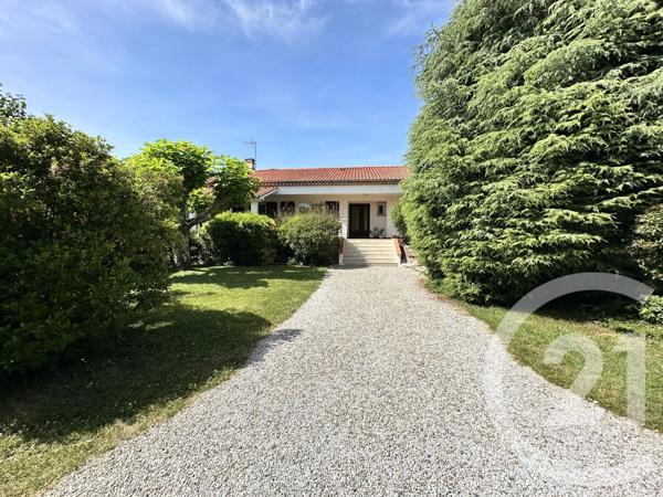 Maison à vendre  6 pièces - 208,07 m 2   CAMBON D ALBI  - 81