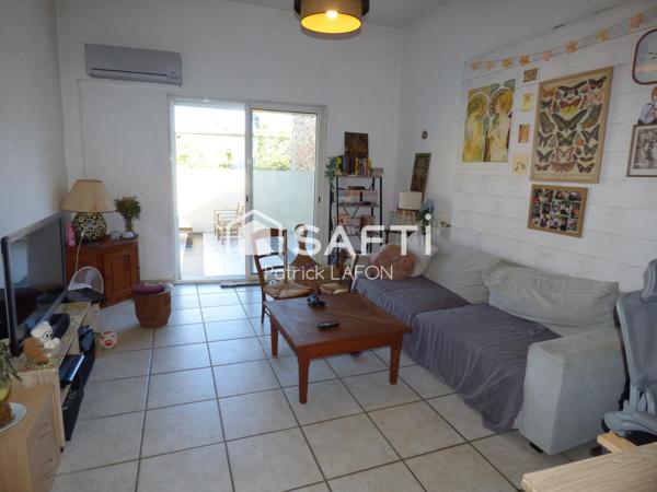 Maison 3 ch, garage, cellier et terrasse.
