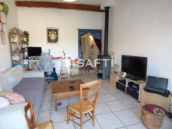 Maison 3 ch, garage, cellier et terrasse.