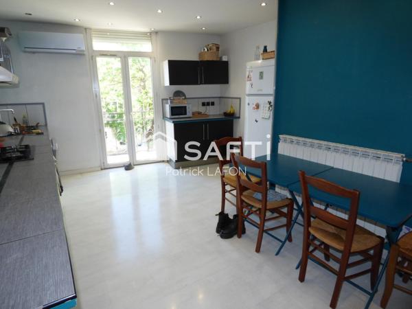Maison 3 ch, garage, cellier et terrasse.