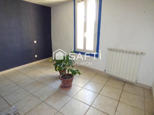 Maison 3 ch, garage, cellier et terrasse.