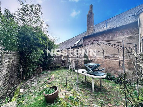 Vente jolie maison en pierre de taille de 209 m² avec 4 chambres à Jupilles (72500)