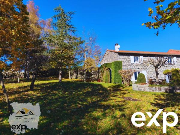 Maison en pierre au calme