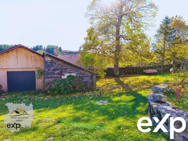 Maison en pierre au calme