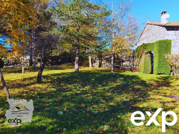Maison en pierre au calme