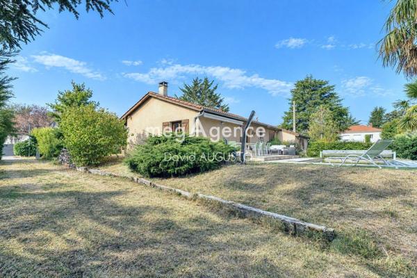 Maison à La Tour-de-Salvagny, 69890 - 6 pièces 125m²