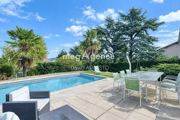 Maison à La Tour-de-Salvagny, 69890 - 6 pièces 125m²