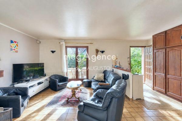 Maison à La Tour-de-Salvagny, 69890 - 6 pièces 125m²