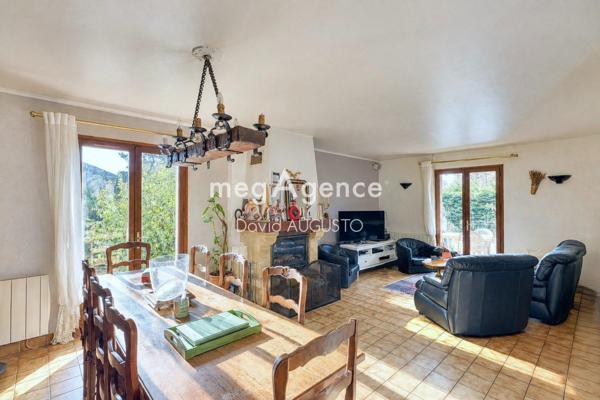 Maison à La Tour-de-Salvagny, 69890 - 6 pièces 125m²