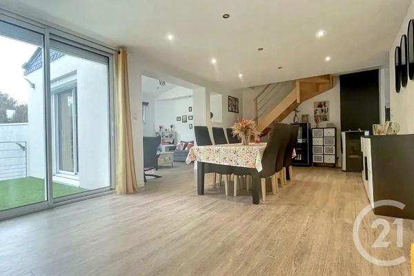 Maison à vendre  5 pièces - 202,20 m2 MONTERBLANC - 56