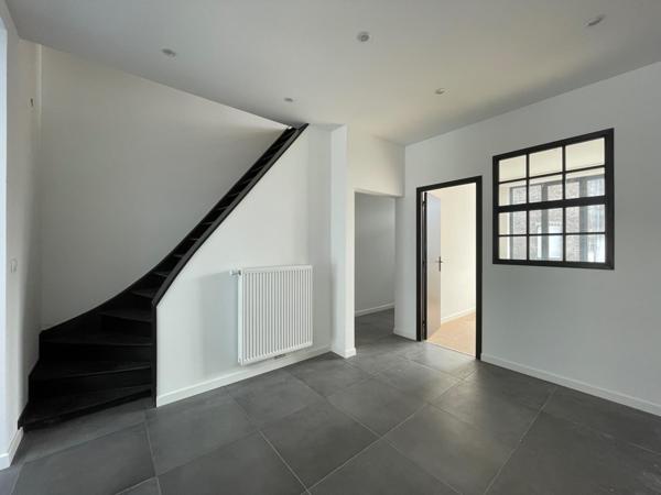 Maison 1930 rénovée avec extérieur – Lille / Lomme