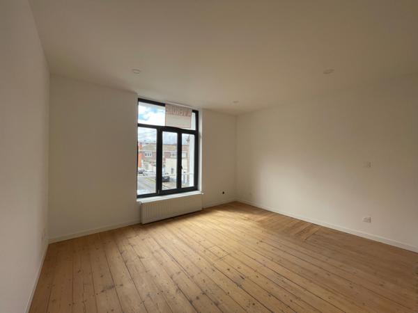 Maison 1930 rénovée avec extérieur – Lille / Lomme