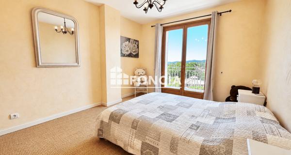 À vendre Maison 7 pièces 186 m² - Fréjus 83600