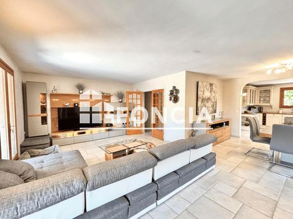 À vendre Maison 7 pièces 186 m² - Fréjus 83600