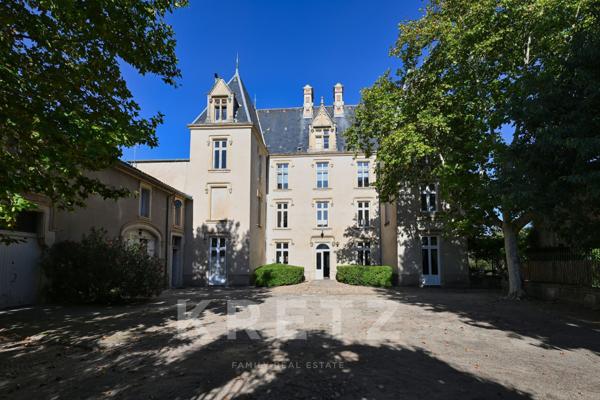 Exceptionnel château à proximité des plages