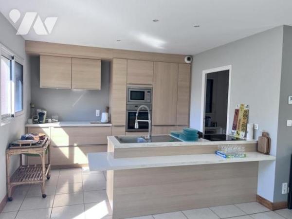 Au calme maison de 2011 (B894)