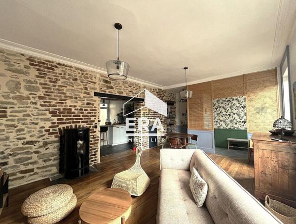 Maison de caractère Vitre centre-ville 6 pièces 140 m²