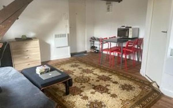 Appartement à louer    1 pièce •  Brive-la-Gaillarde