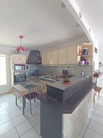 Frontignan - Maison de plain-pied d'environ 95 M² avec piscine et garage