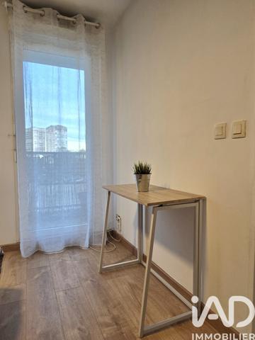 Location appartement 2 pièces 42 m² Colombes