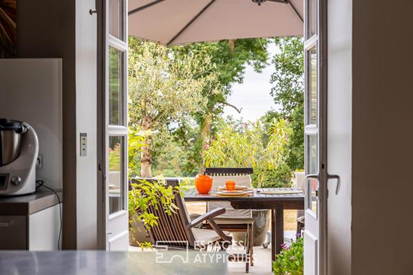 Prestigieuse maison de maître avec piscine, tennis et dépendances