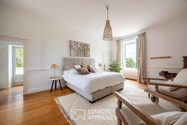 Prestigieuse maison de maître avec piscine, tennis et dépendances