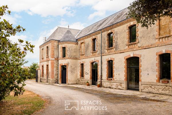 Prestigieuse maison de maître avec piscine, tennis et dépendances
