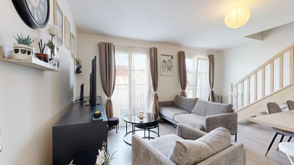 Superbe Duplex F4 (2023) avec 2 Places de Parking ? Sous Garantie Décennale à Le Mesnil-en-Thelle (DPE A)