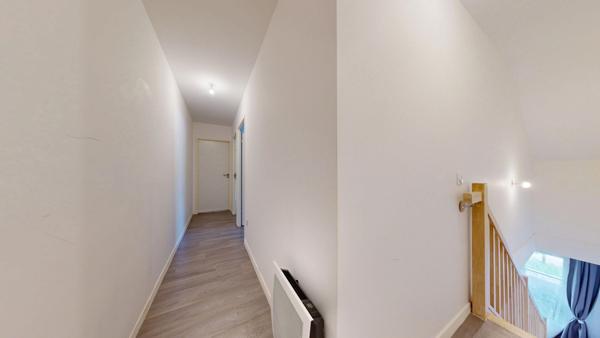 Superbe Duplex F4 (2023) avec 2 Places de Parking ? Sous Garantie Décennale à Le Mesnil-en-Thelle (DPE A)