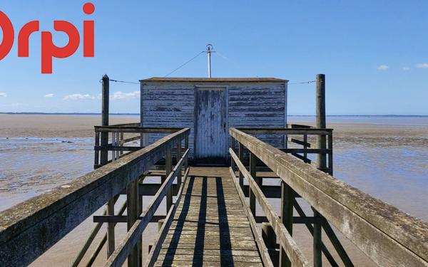 Maison à vendre    2 pièces •  Port-des-Barques