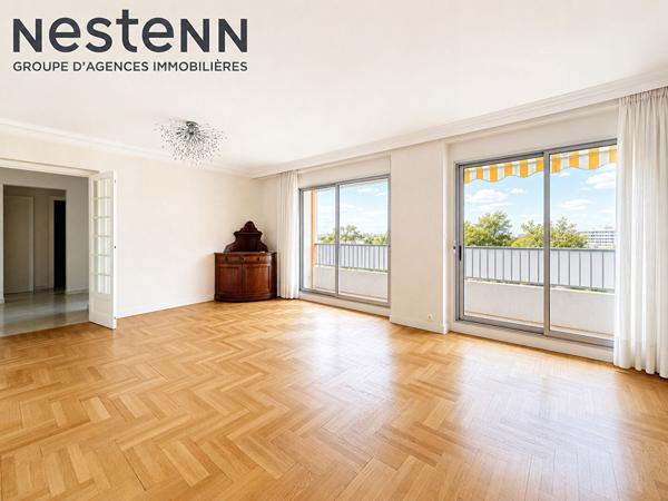 Appartement bourgeois - Étage élevé - Vue - Espace