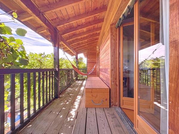 Faibles charges, confort moderne et cadre paisible : un bien rare à saisir rapidement.